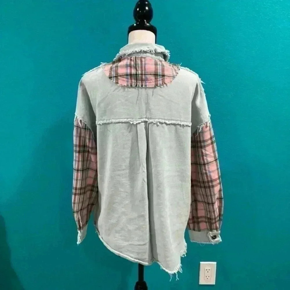 POL At Twilight Full Size Plaid Contrast Shacket in size small - Picture 3 of 6